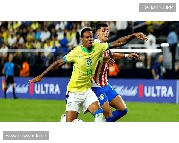 巴西队边路进攻表现稳健，持续推进战术多样性